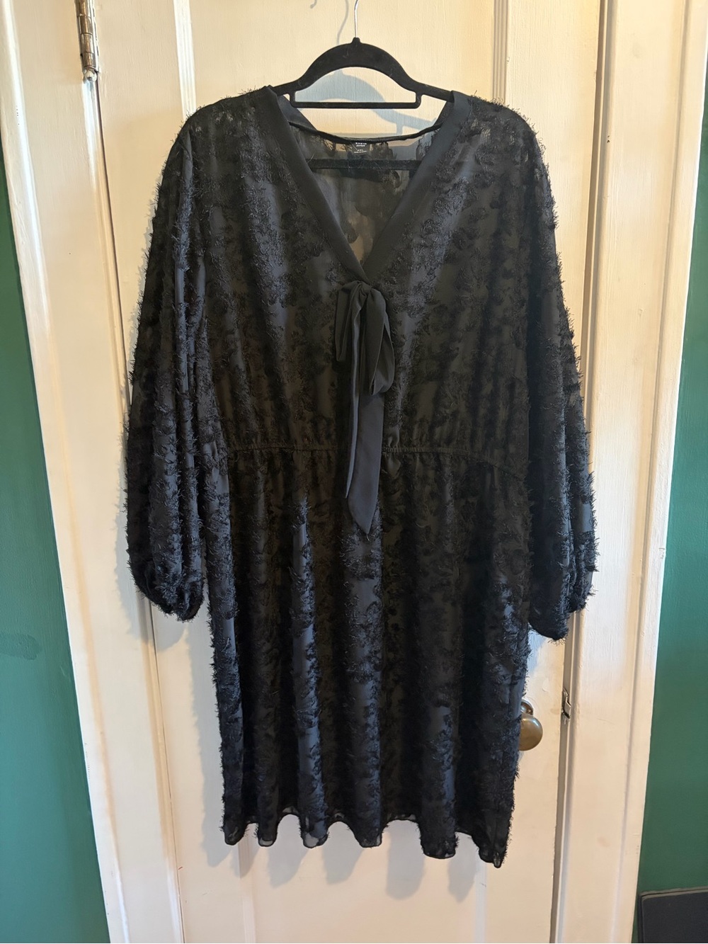 SHEIN Black Textured V-Neck Tie Midi Dress